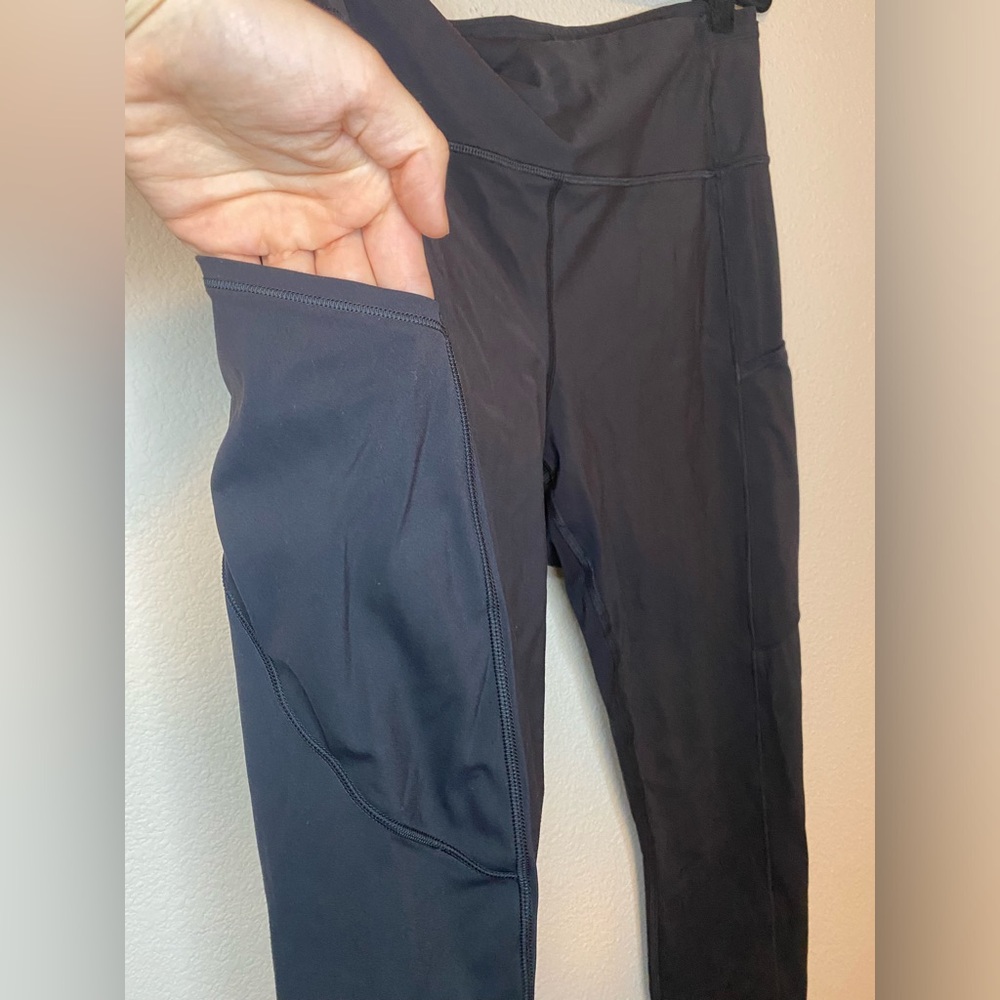 Lululemon black leggings size 18 - Picture 2 of 9